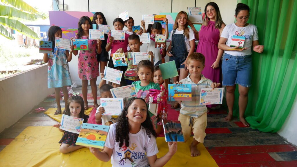 fum-15-1024x576 Exposição do artista plástico Jeriel Luz retrata, em pinturas a força dos estivadores e ribeirinhos na orla de Macapá.