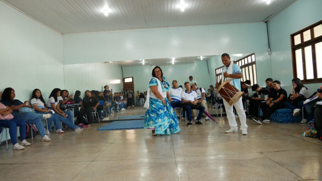 P2510115-1024x576 AÇÃO CULTURAL O MARABAIXO VEM À ESCOLA