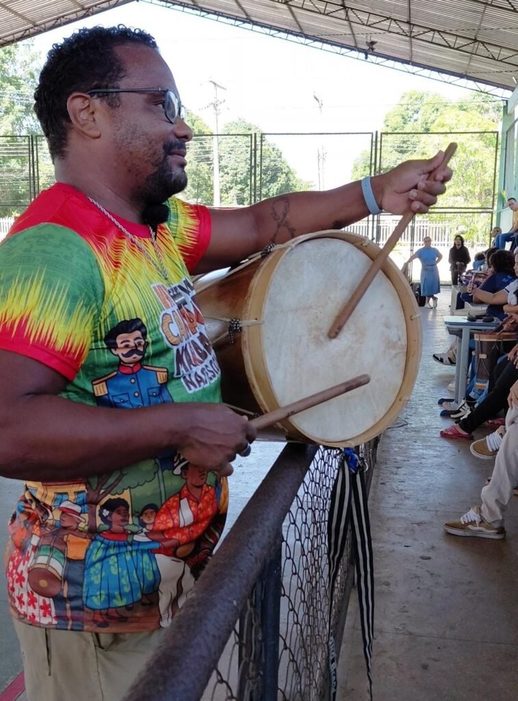 marcelo-coimbra-1-757x1024 AÇÃO CULTURAL O MARABAIXO VEM À ESCOLA