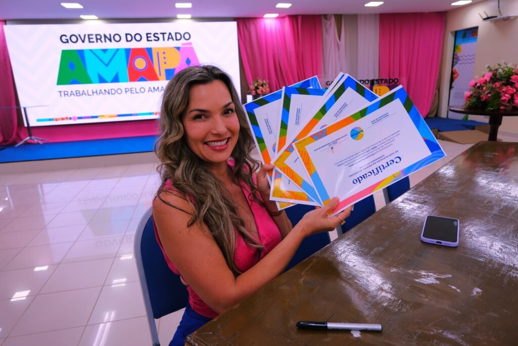 1-1024x683 OUTUBRO ROSA INSPIRA ARTE, AUTOCUIDADO E PREVENÇÃO NO AMAPÁ