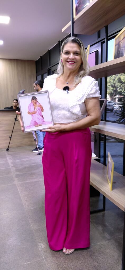 20251021_163052-473x1024 OUTUBRO ROSA INSPIRA ARTE, AUTOCUIDADO E PREVENÇÃO NO AMAPÁ