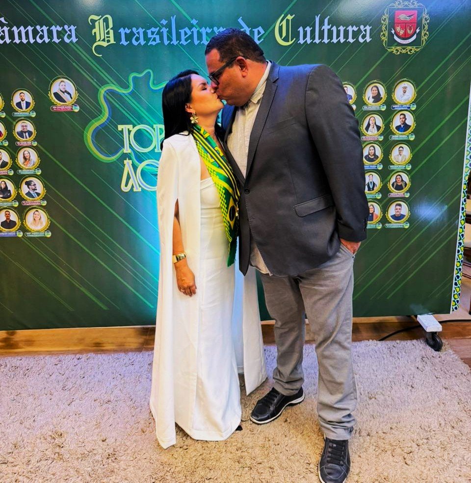 WhatsApp-Image-2025-12-08-at-12.48.05.jpegq_.jpegDGHK A Embaixadora do Turismo em Porto Grande