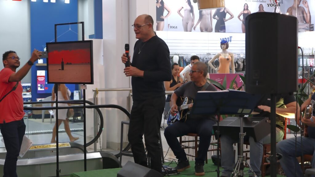 DSCF0483-1-1024x576 Exposição “São José: Fé, História e Identidade Amazônica” ocupa dois shoppings em Macapá e evidencia força dos artistas amapaenses