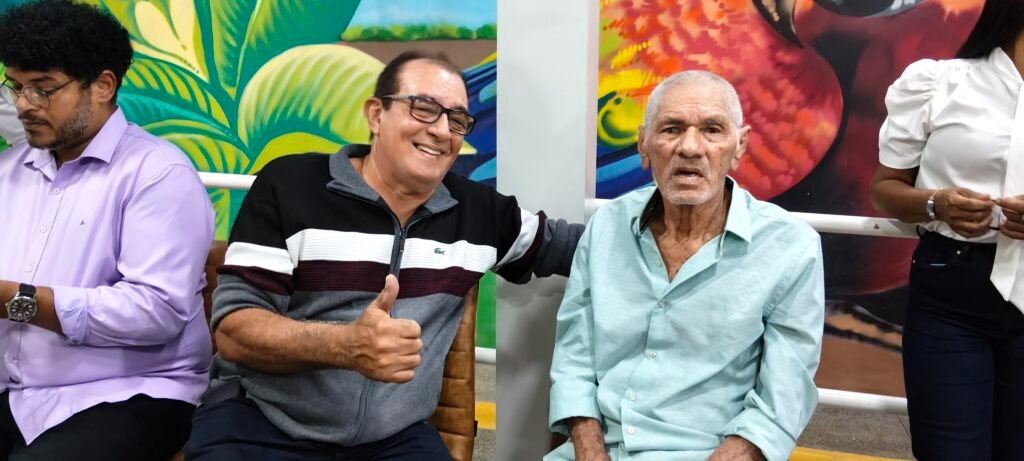 IMG20260508183350-1024x461 Cores, cultura e ancestralidade: exposição “Amazônia em Traços” movimenta a cena artística no Amapá