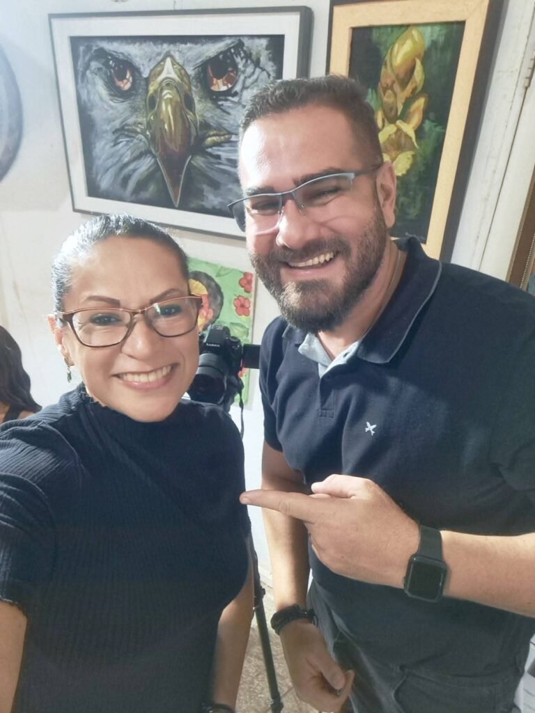 WhatsApp-Image-2026-05-07-at-23.26.41s-768x1024 Cores, cultura e ancestralidade: exposição “Amazônia em Traços” movimenta a cena artística no Amapá