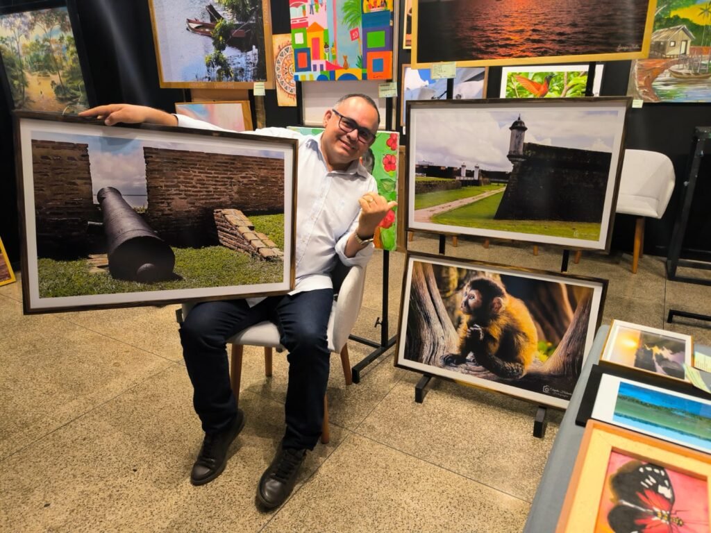WhatsApp-Image-2026-05-13-at-16.39.44-1024x768 Cores, cultura e ancestralidade: exposição “Amazônia em Traços” movimenta a cena artística no Amapá