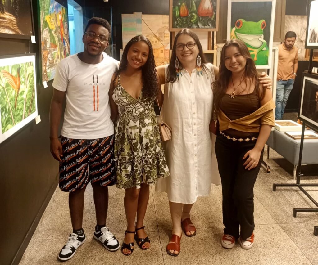 novos-talentos-nas-artes-visuais-1024x854 Cores, cultura e ancestralidade: exposição “Amazônia em Traços” movimenta a cena artística no Amapá