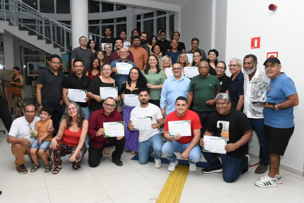 WhatsApp-Image-2026-06-01-at-13.08.59-1-1024x683 AMAZÔNIA EM TRAÇOS ENTRA PARA A HISTÓRIA E REÚNE MAIS DE 60 ARTISTAS EM MACAPÁ E SANTANA